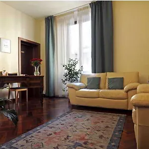2* Πανσιόν Aramis Deluxe